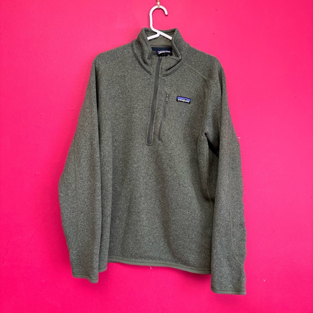 Patagonia Men's Green Sweater